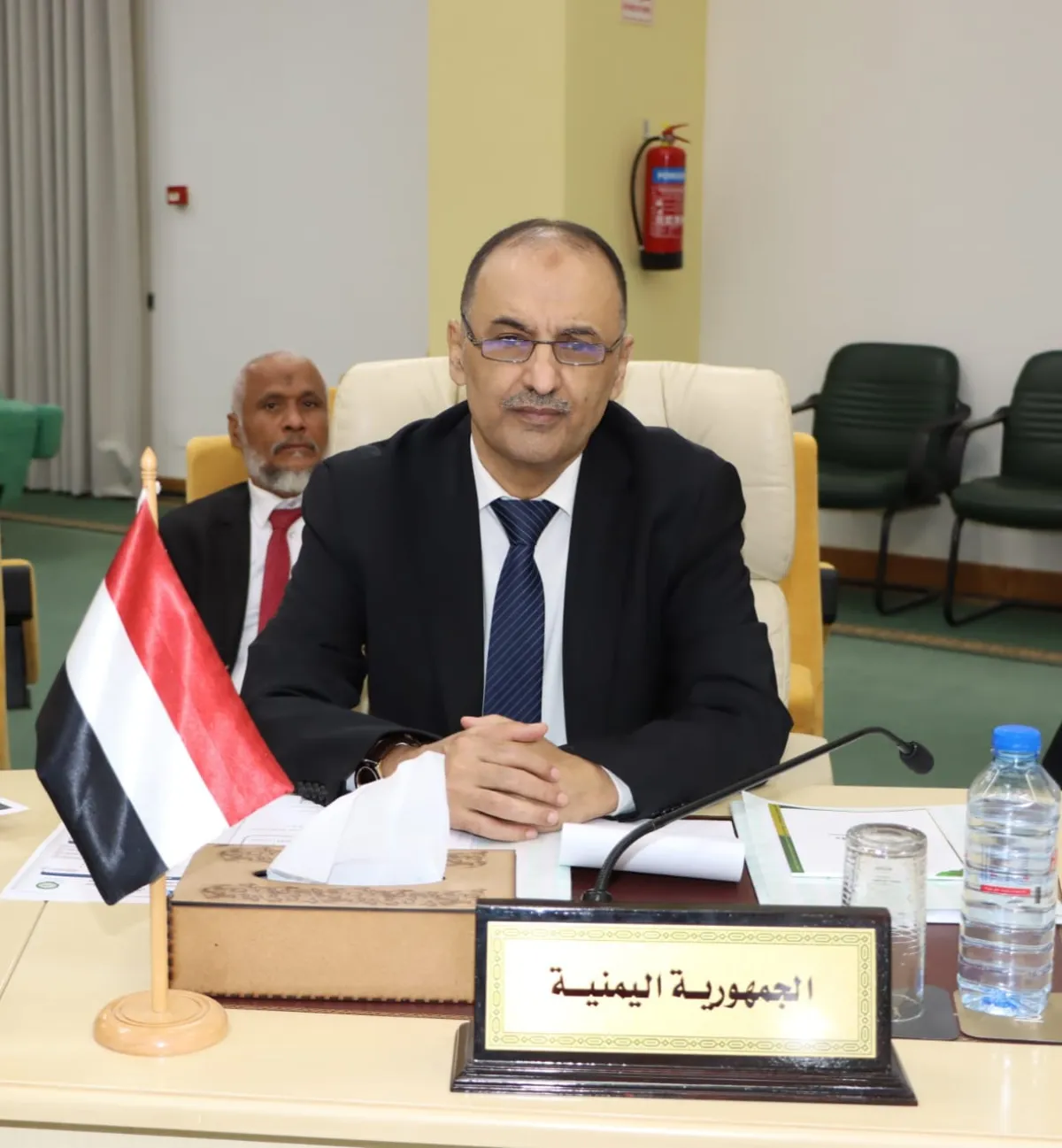 اليمن يدعو الدول العربية إلى تصنيف مليشيا الحوثي تنظيمًا إرهابيًا وملاحقة عناصرها