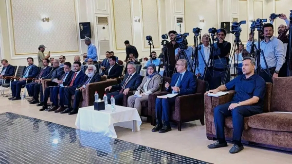 الحكومة اليمنية: فك حصار تعز في مقدمة مسؤولياتنا الوطنية ولا شرعية لمليشيا الحوثي