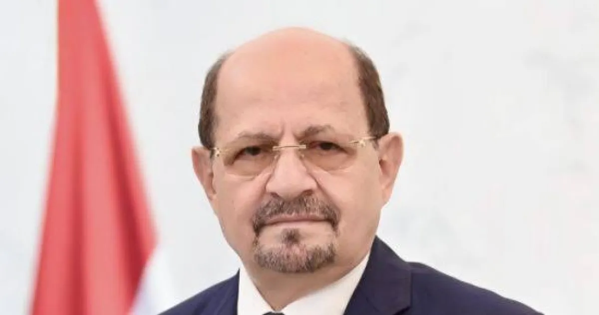 رئيس الوزراء يصدر قراراً بإنشاء مركز التواصل الحكومي ويعيّن الجبري مديراً له